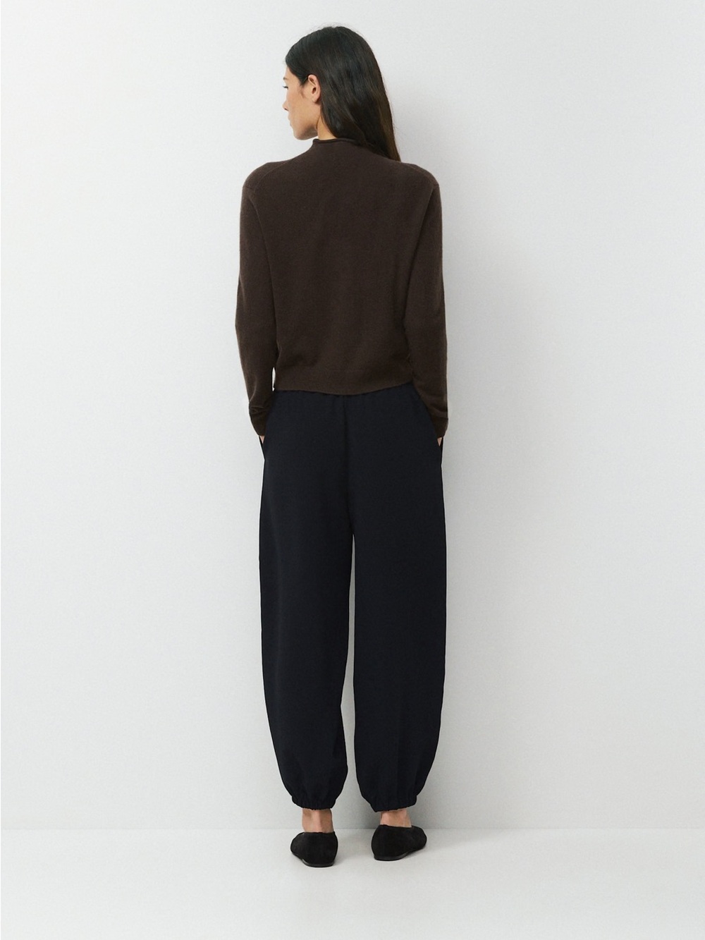 Aritzia bare cashmere saga sweater brown new tags med! Won’t leave up long! - Picture 5 of 8